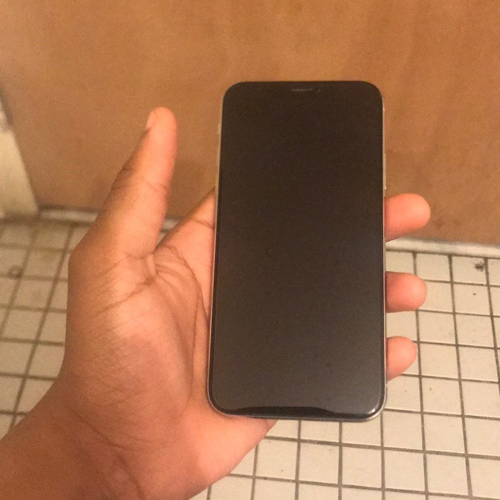 Perfect condition unlocked iPhone X 256 gB